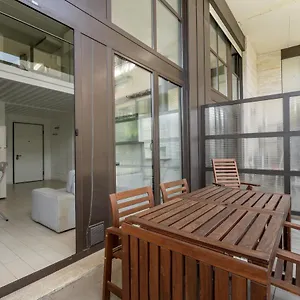 https://elegant-loft-with-balcony.it-lombardy.com